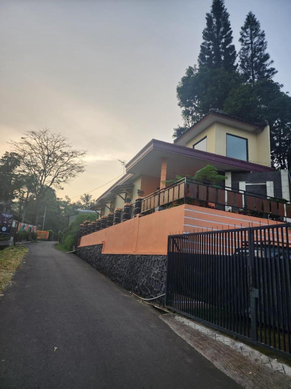 House * Bogor